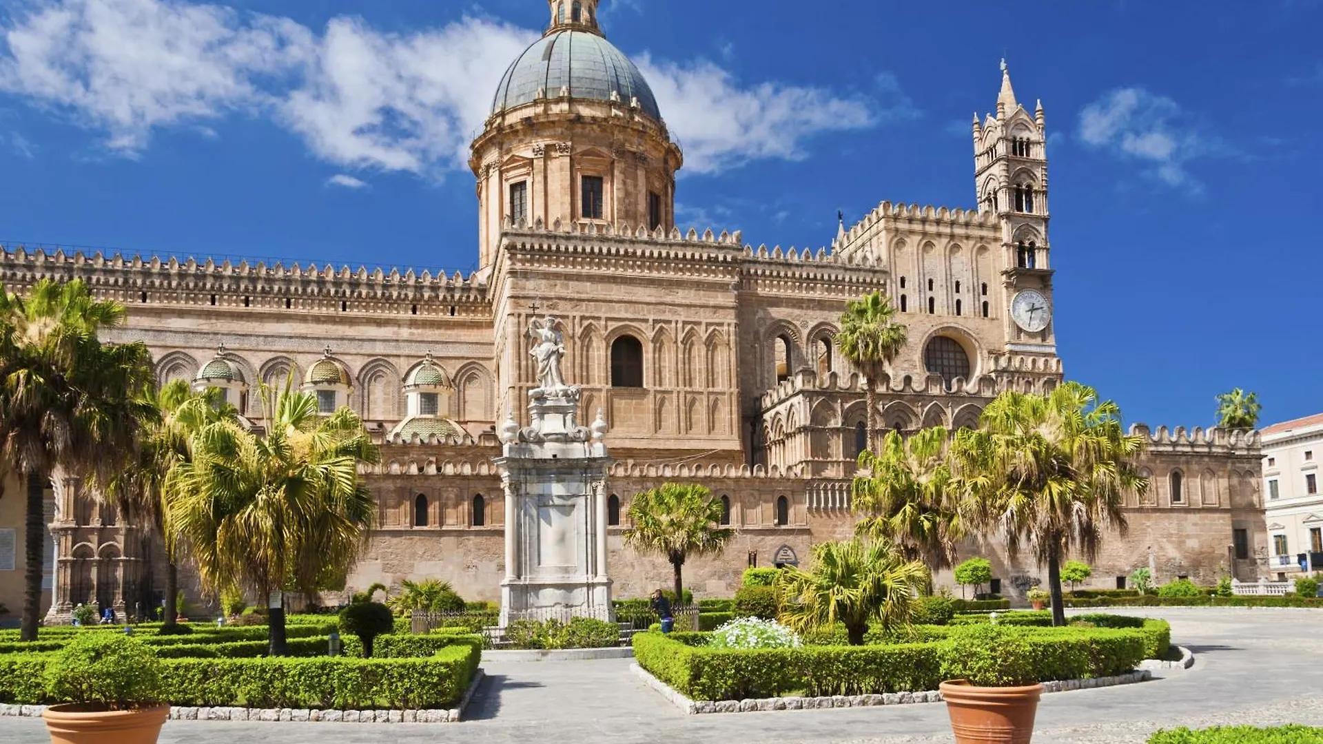 Domus Vetriera Apartment Palermo 0*,