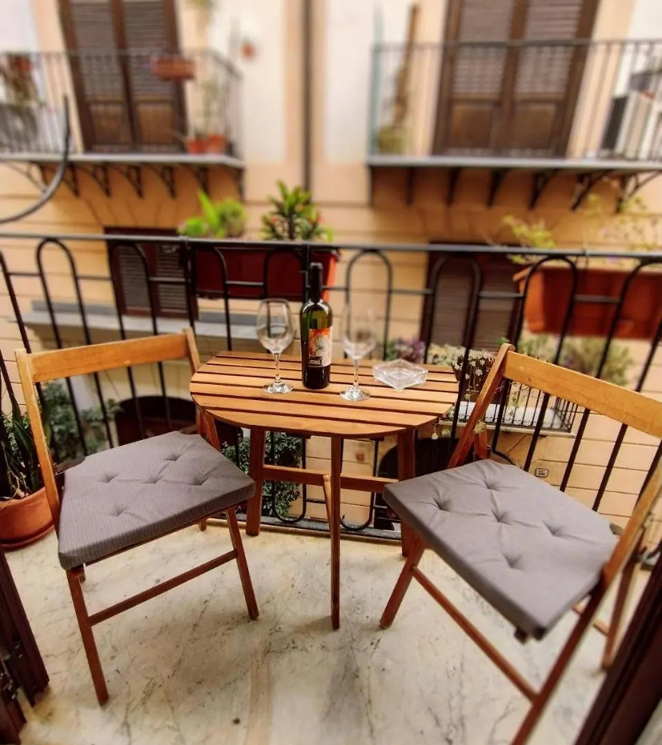 Apartament Domus Vetriera Palermo 0*,